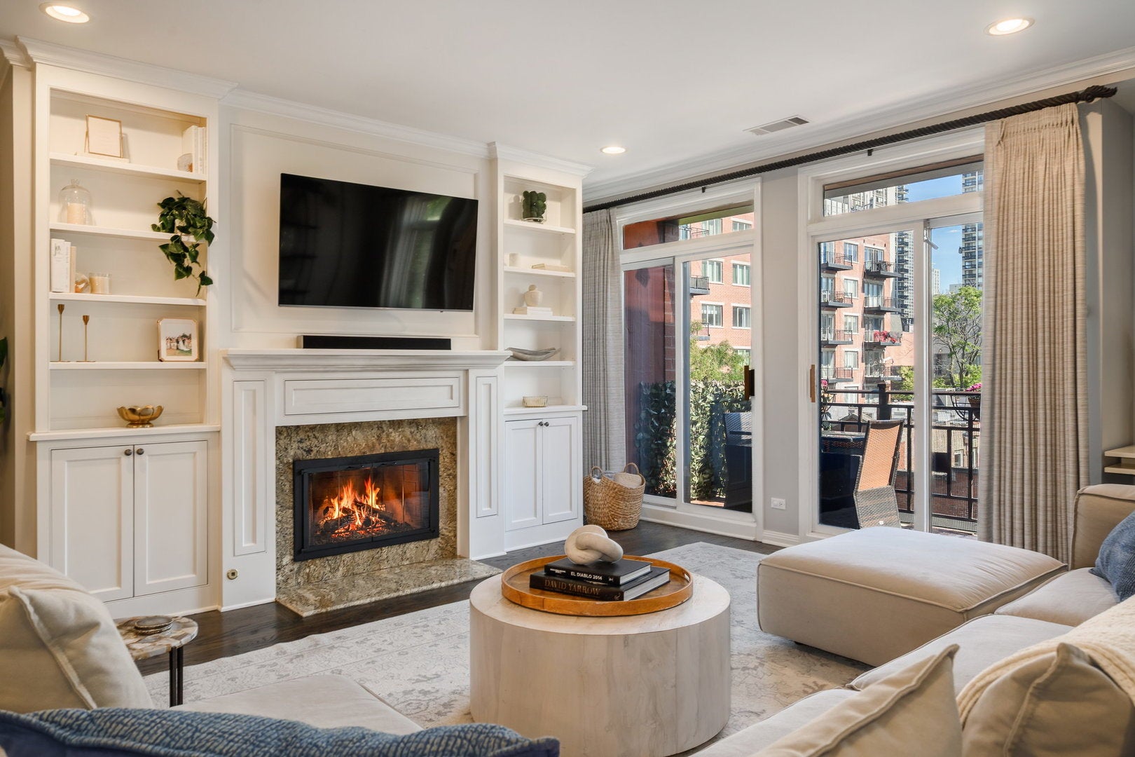 1414 N Wells Street 406