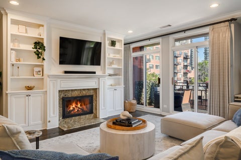 Tiny photo for 1414 N Wells Street #406, Chicago, IL 60610 (MLS # 12783945)