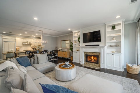 Tiny photo for 1414 N Wells Street #406, Chicago, IL 60610 (MLS # 12783945)