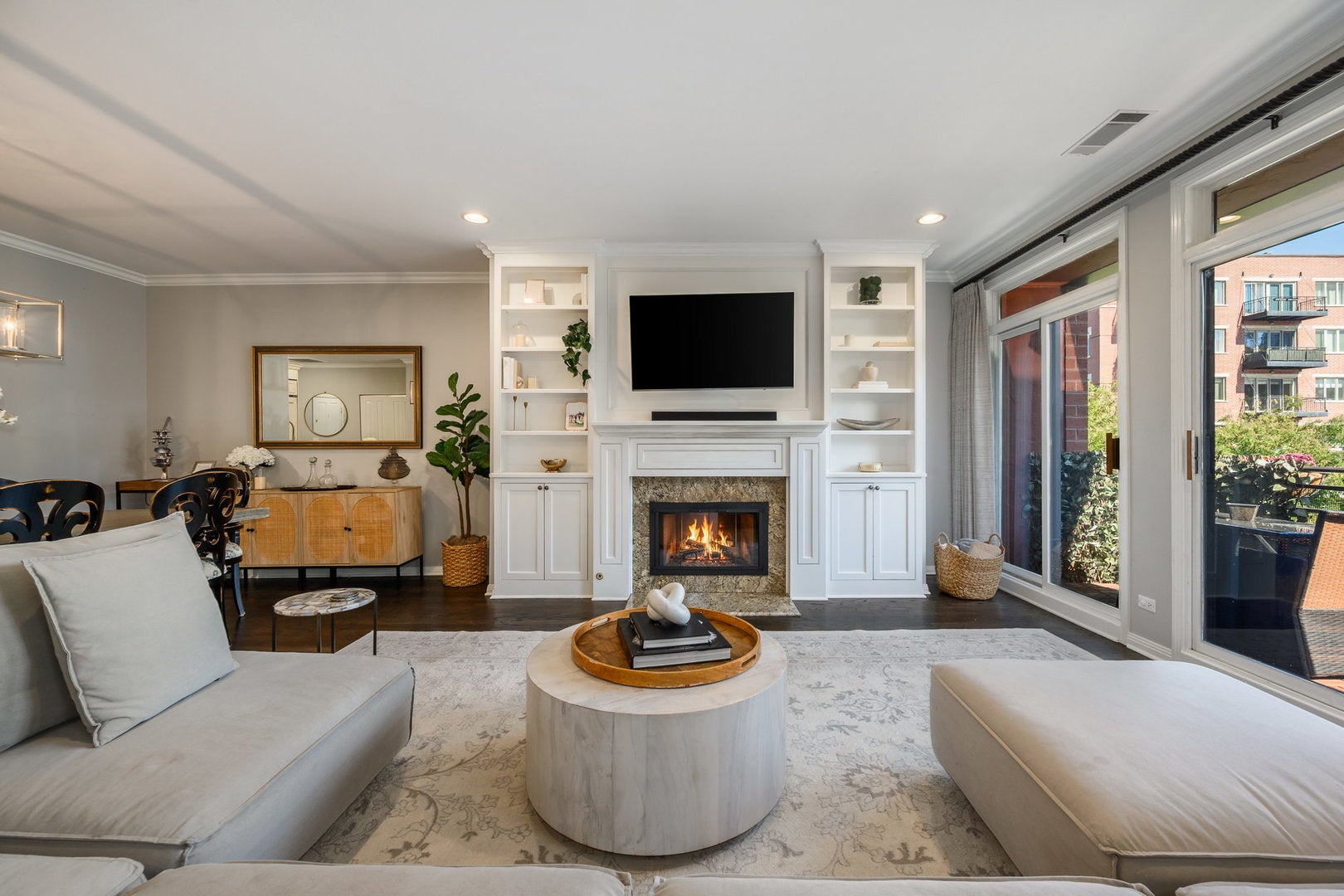 1414 N Wells Street 406
