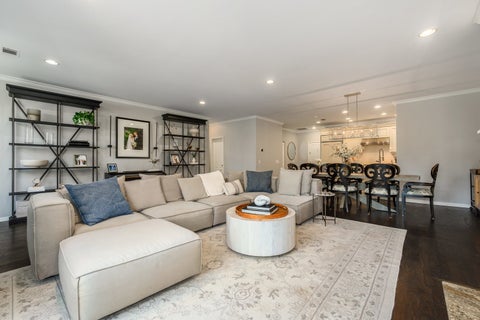 Tiny photo for 1414 N Wells Street #406, Chicago, IL 60610 (MLS # 12783945)