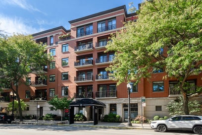 1414 N Wells Street 406 Chicago IL 60610