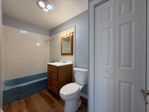 Tiny photo for 10 Garden Drive #8, La Grange Park, IL 60526 (MLS # 12545763)