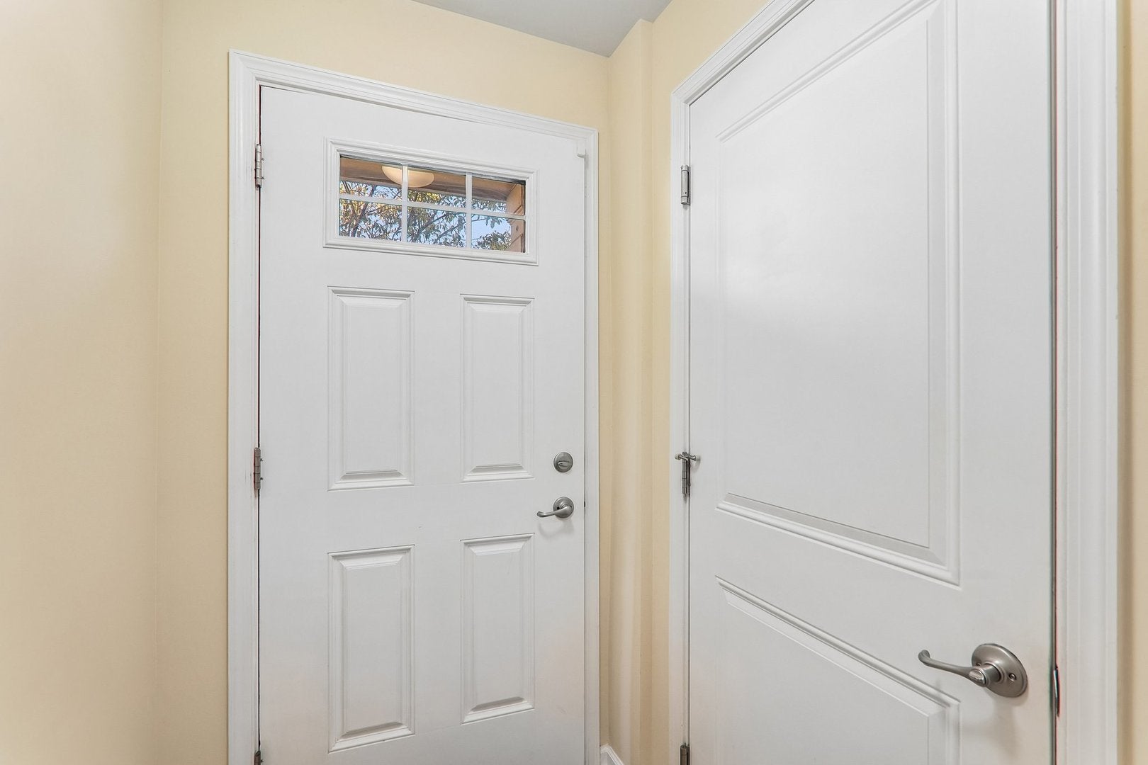 3475 Bradbury Circle