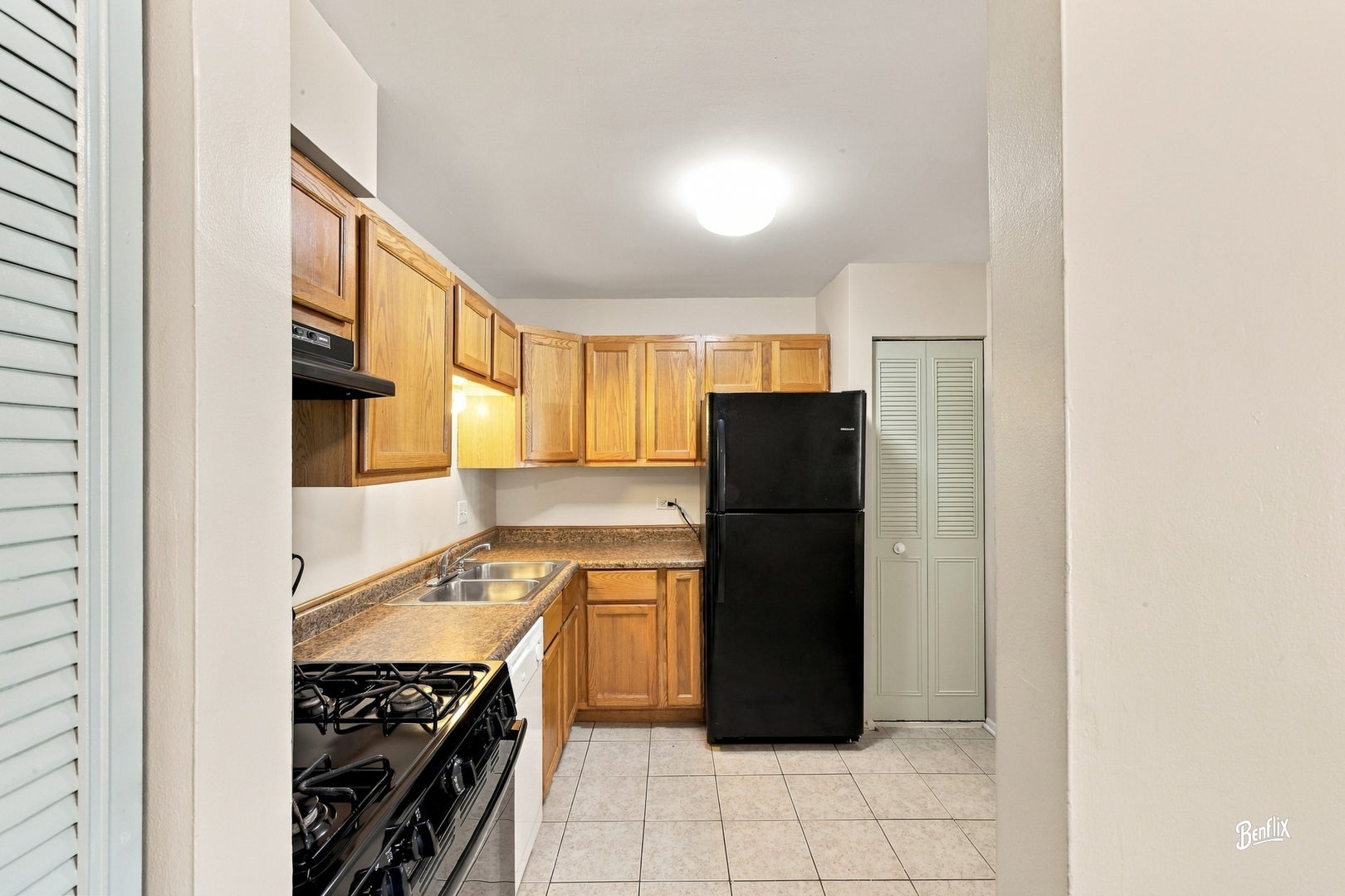 4000 Bayside Drive 103