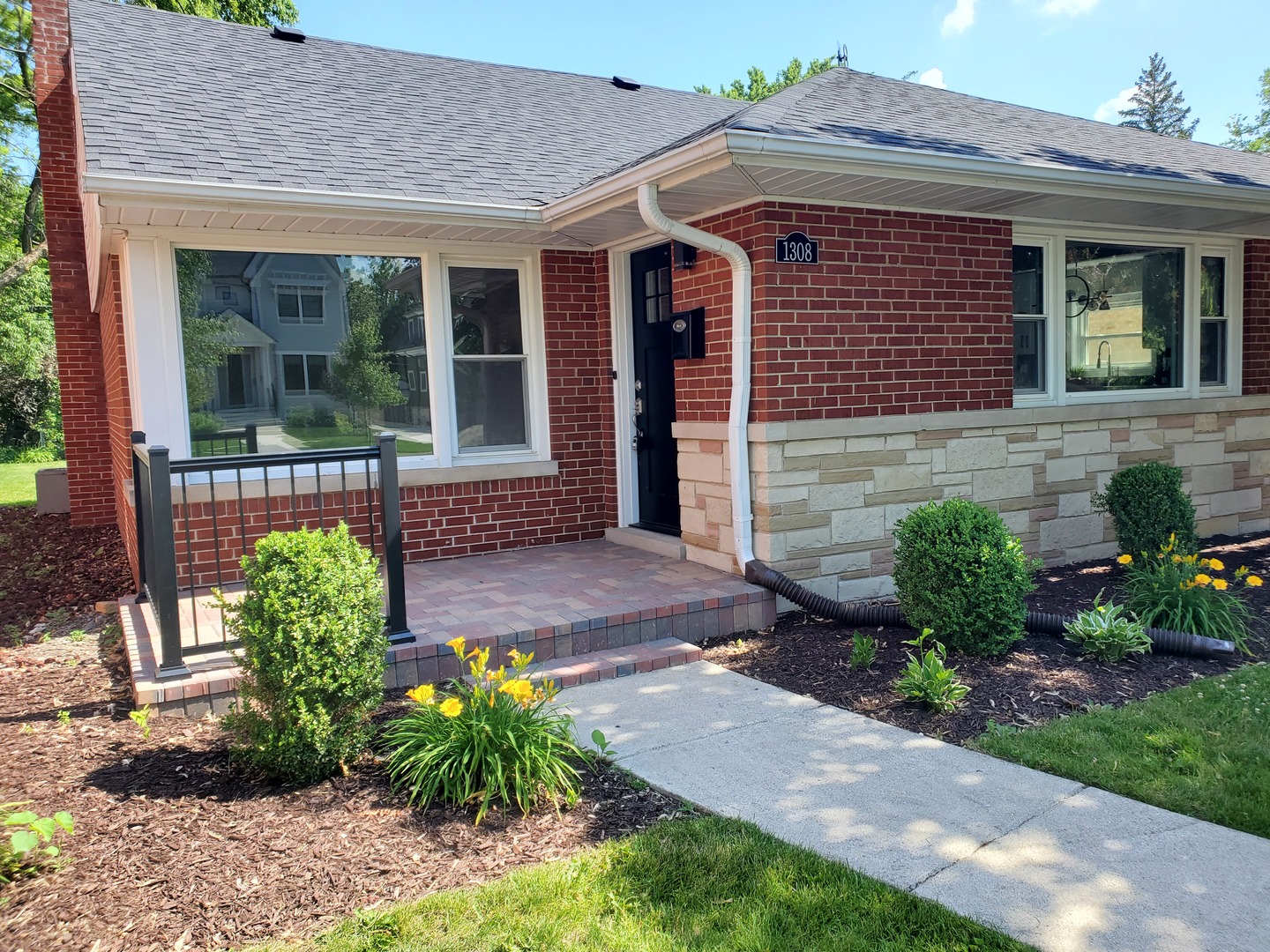 1308 Frances Parkway