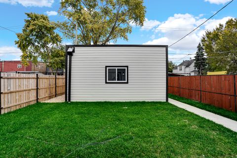 Tiny photo for 843 N Lorel Avenue, Chicago, IL 60651 (MLS # 12510013)