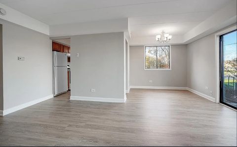 Tiny photo for 6323 175TH Street #1W, Tinley Park, IL 60477 (MLS # 12554633)