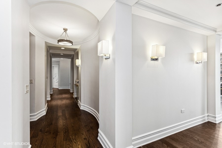 1335 S Prairie Avenue 1501