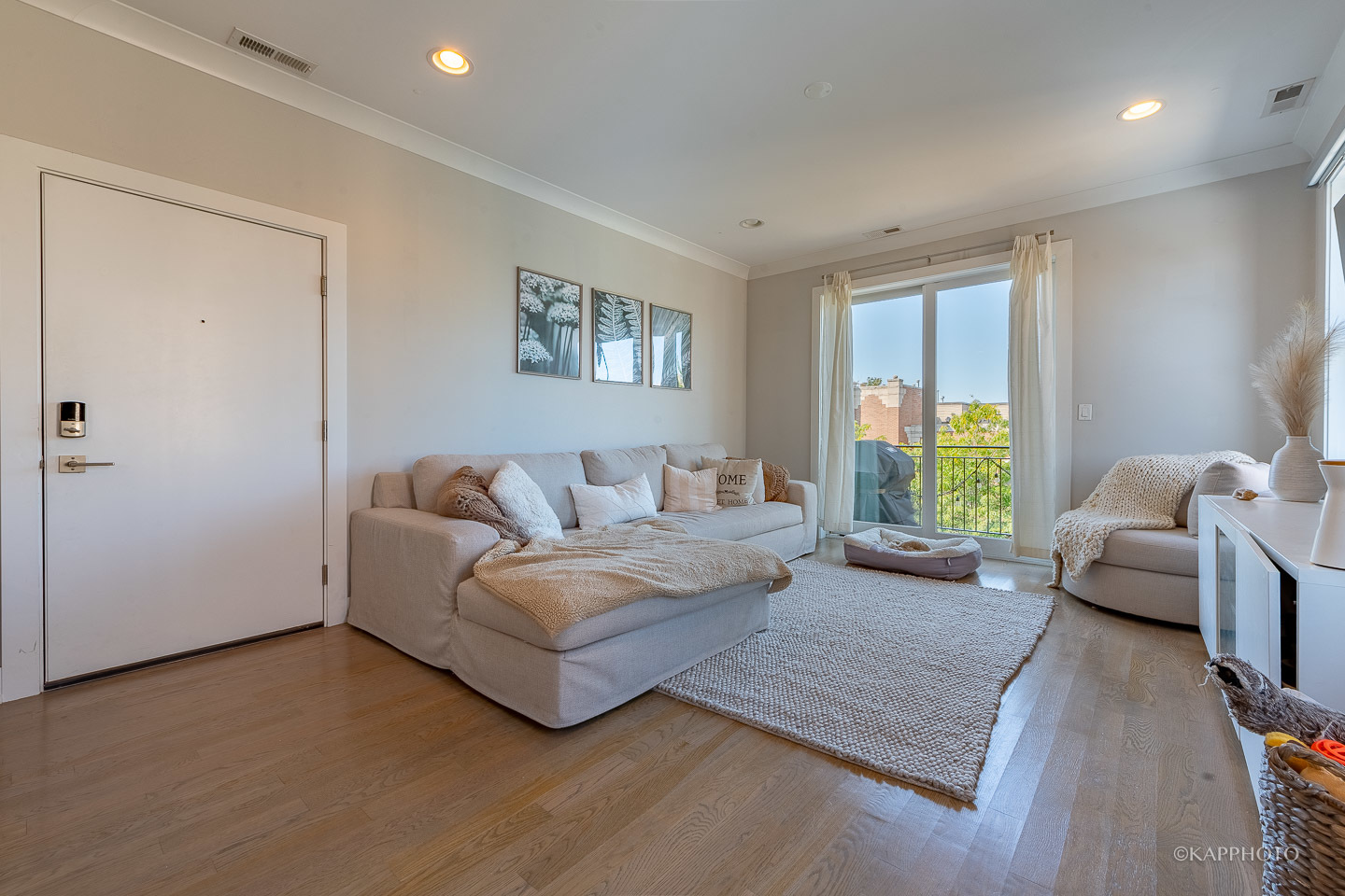 457 N Aberdeen Street 4N