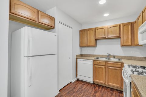 Tiny photo for 39616 N Warren Lane, Beach Park, IL 60083 (MLS # 12479693)