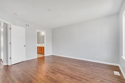 Tiny photo for 39616 N Warren Lane, Beach Park, IL 60083 (MLS # 12479693)