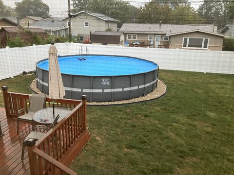 Tiny photo for 15201 GEOFFREY Road, Oak Forest, IL 60452 (MLS # 12622862)