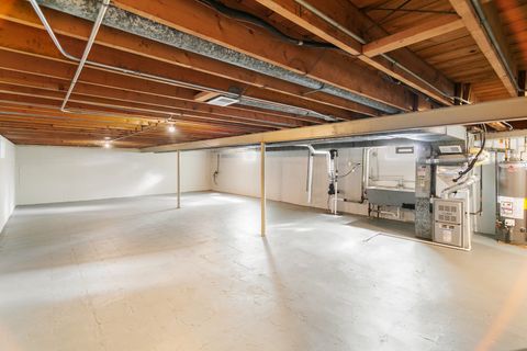 Tiny photo for 14214 Minerva Avenue, Dolton, IL 60419 (MLS # 12540948)