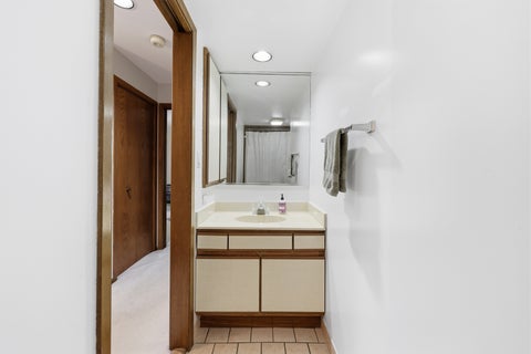Tiny photo for 821 Oakton Street #104, Elk Grove Village, IL 60007 (MLS # 12748881)