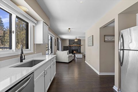 Tiny photo for 1394 Parkridge Court, Crystal Lake, IL 60014 (MLS # 12554820)