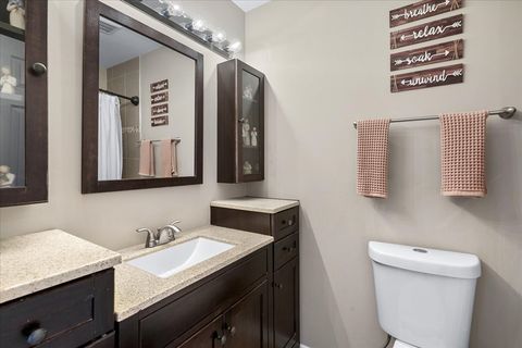 Tiny photo for 1394 Parkridge Court, Crystal Lake, IL 60014 (MLS # 12554820)