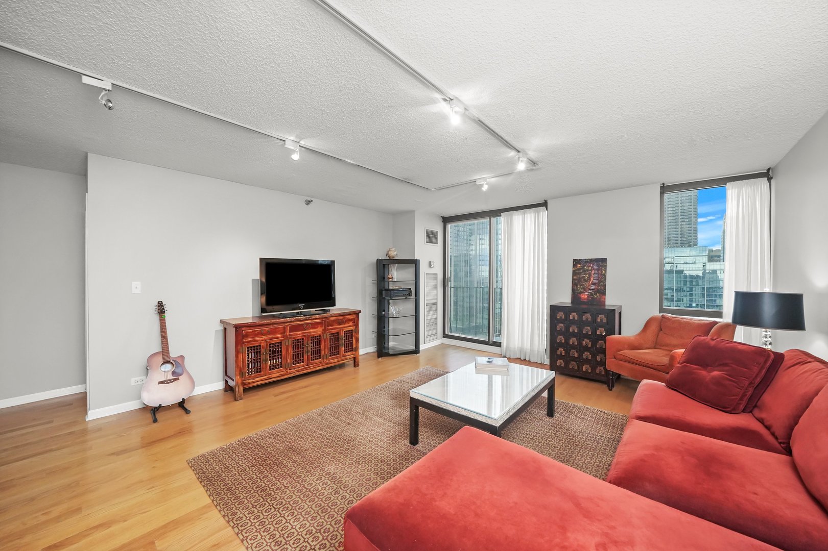 70 W Huron Street 2604