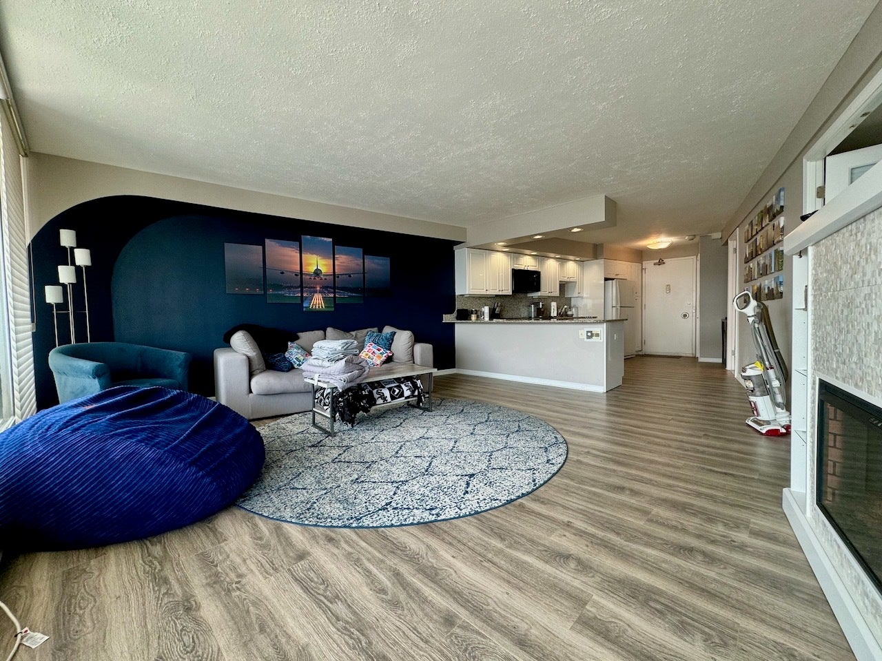300 N State Street 5033