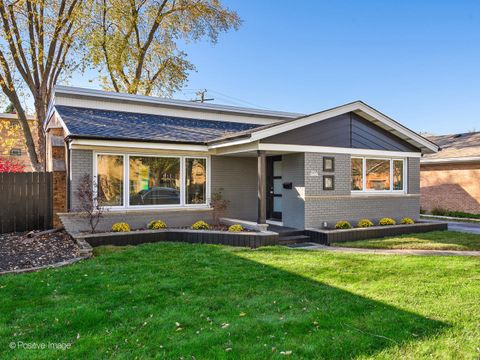 A home in Evergreen Park