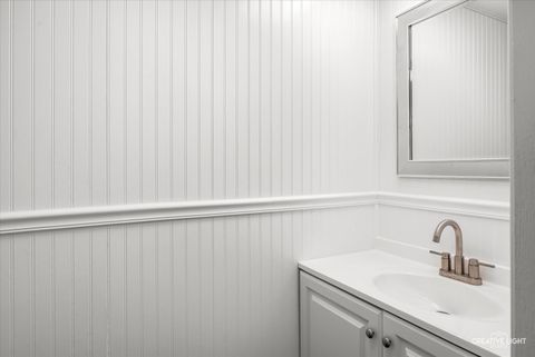 Tiny photo for 109 Gregory Street #13, Aurora, IL 60504 (MLS # 12604132)