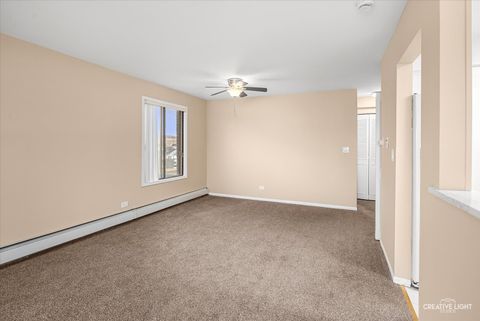 Tiny photo for 109 Gregory Street #13, Aurora, IL 60504 (MLS # 12604132)