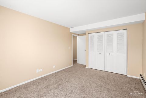 Tiny photo for 109 Gregory Street #13, Aurora, IL 60504 (MLS # 12604132)