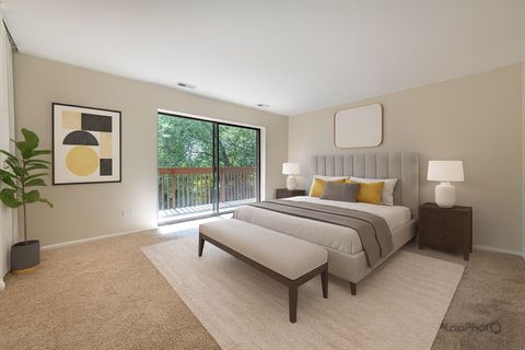 Tiny photo for 120 Lakeview Drive #318, Bloomingdale, IL 60108 (MLS # 12504138)