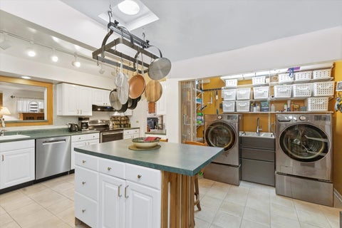 Tiny photo for 125 N Park Boulevard, Glen Ellyn, IL 60137 (MLS # 12674508)