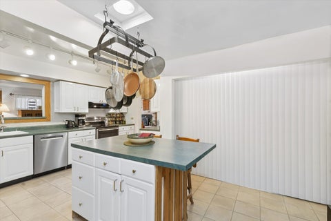 Tiny photo for 125 N Park Boulevard, Glen Ellyn, IL 60137 (MLS # 12674508)