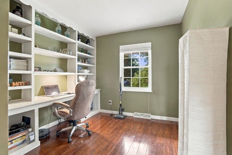 Tiny photo for 1112 Hawthorne Drive, Bettendorf, IA 52722 (MLS # 12795981)