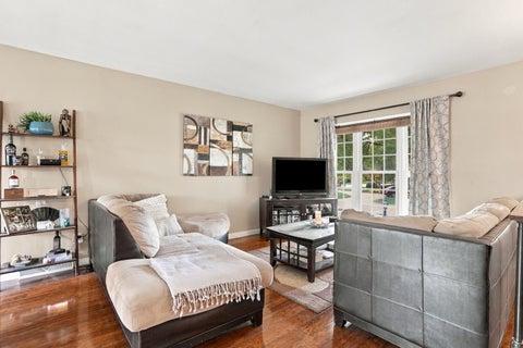 Tiny photo for 1112 Hawthorne Drive, Bettendorf, IA 52722 (MLS # 12795981)
