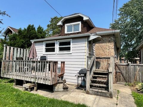 Tiny photo for 2722 Euclid Avenue, Berwyn, IL 60402 (MLS # 12411410)