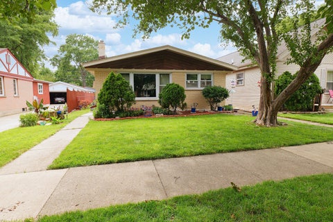 Photo of 9734 Tulley Avenue, Oak Lawn, IL 60453 (MLS # 12767984)