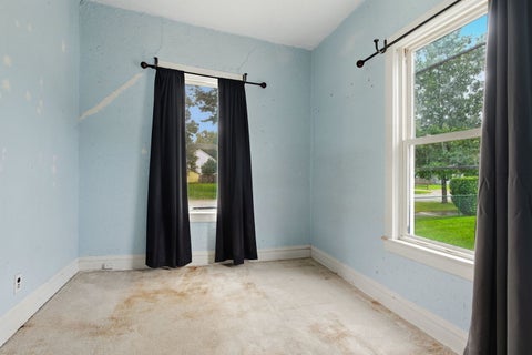 Tiny photo for 102 N Adams Street, Westmont, IL 60559 (MLS # 12770356)