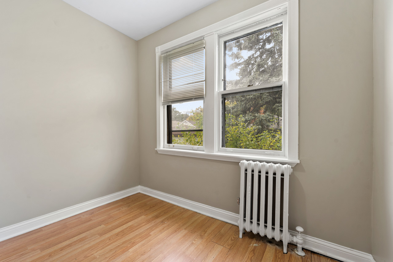 Chicago, Illinois 60659, United States, 4 Bedrooms Bedrooms, ,2 BathroomsBathrooms,Residential,Active,254857