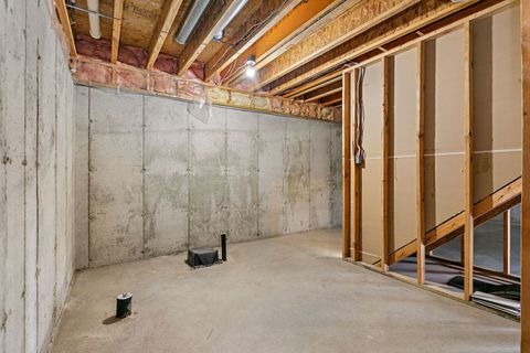 Tiny photo for 685 Persimmon Street, DeKalb, IL 60115 (MLS # 12516641)