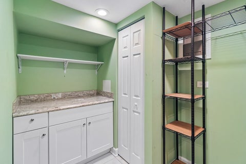 Tiny photo for 201 Colony Court, Vernon Hills, IL 60061 (MLS # 12701522)