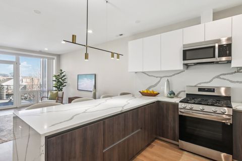 Tiny photo for 2342 W Adams Street #305, Chicago, IL 60612 (MLS # 12560300)