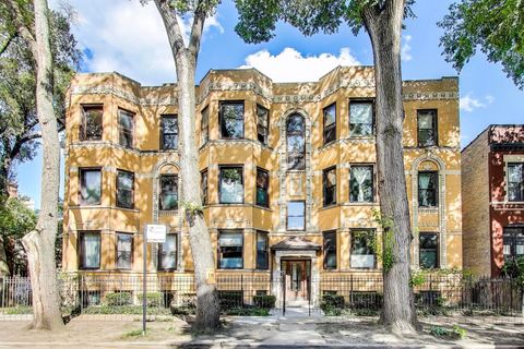 Photo of 1021 N Hoyne Avenue #2A, Chicago, IL 60622 (MLS # 12453576)
