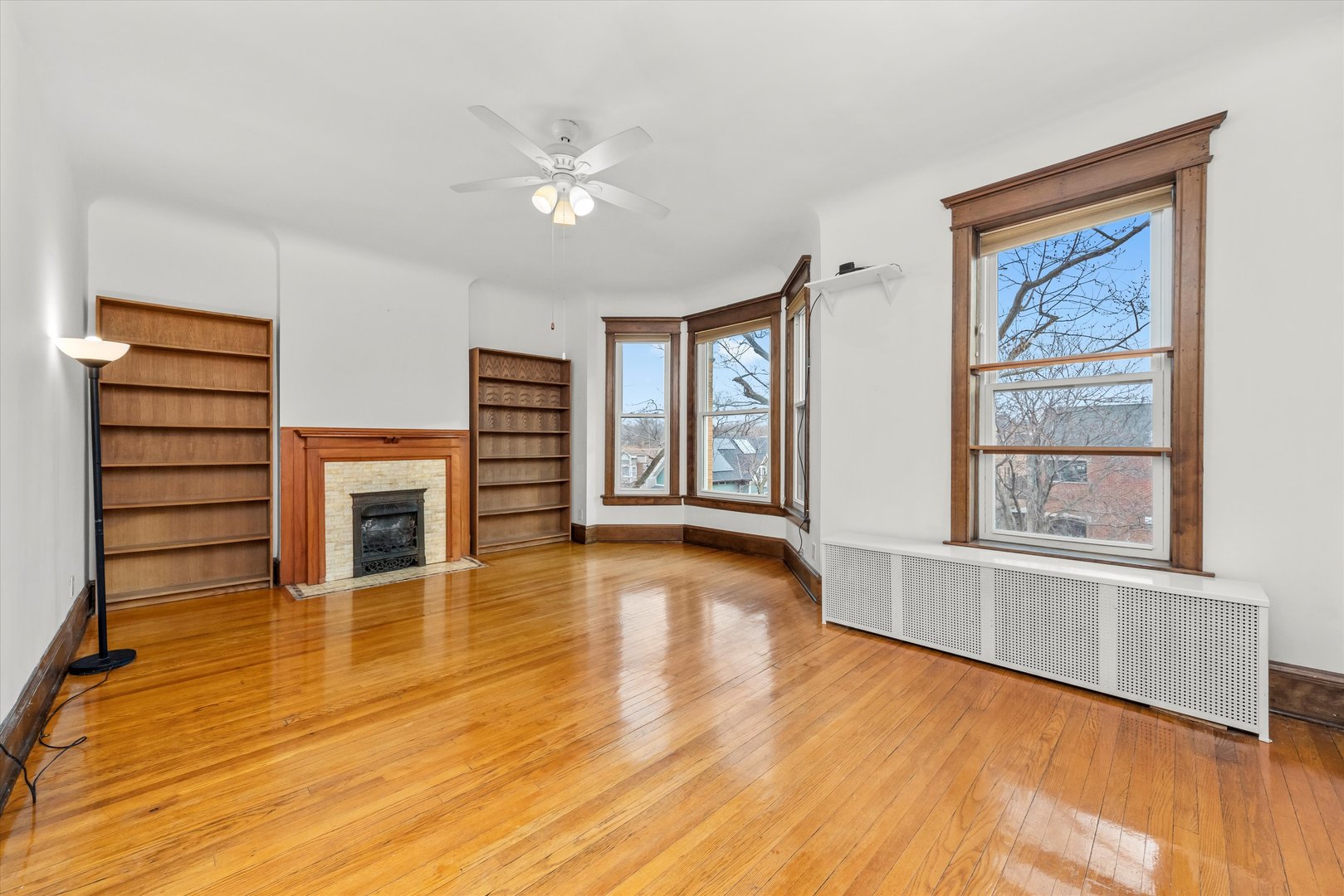 5342 S Greenwood Avenue 3