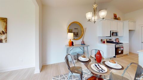 Tiny photo for 5925 BUTTERFIELD Drive, Bettendorf, IA 52722 (MLS # QC4267028)