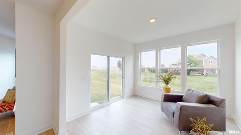 Tiny photo for 5925 BUTTERFIELD Drive, Bettendorf, IA 52722 (MLS # QC4267028)