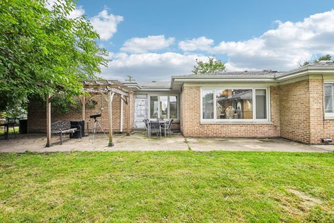 Tiny photo for 4474 W Chase Avenue, Lincolnwood, IL 60712 (MLS # 12785232)