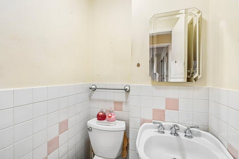 Tiny photo for 4474 W Chase Avenue, Lincolnwood, IL 60712 (MLS # 12785232)