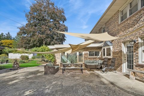 Tiny photo for 214 N Elmhurst Road, Prospect Heights, IL 60070 (MLS # 12528077)