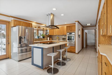 Tiny photo for 214 N Elmhurst Road, Prospect Heights, IL 60070 (MLS # 12528077)