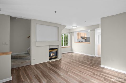 Tiny photo for 305 Plumtree Court, Bolingbrook, IL 60440 (MLS # 12432602)