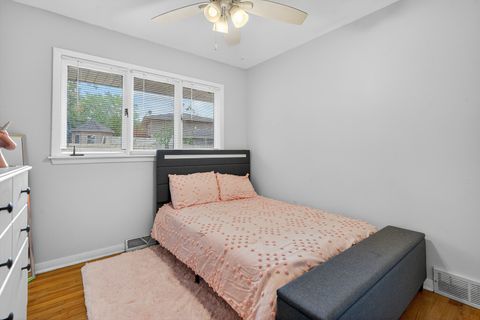 Tiny photo for 4 Mayflower Drive, Batavia, IL 60510 (MLS # 12508488)