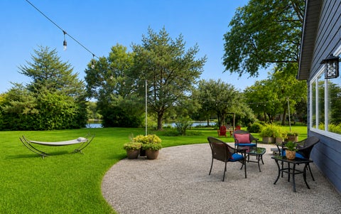 Tiny photo for 816 Paddock Lane, Libertyville, IL 60048 (MLS # 12736345)